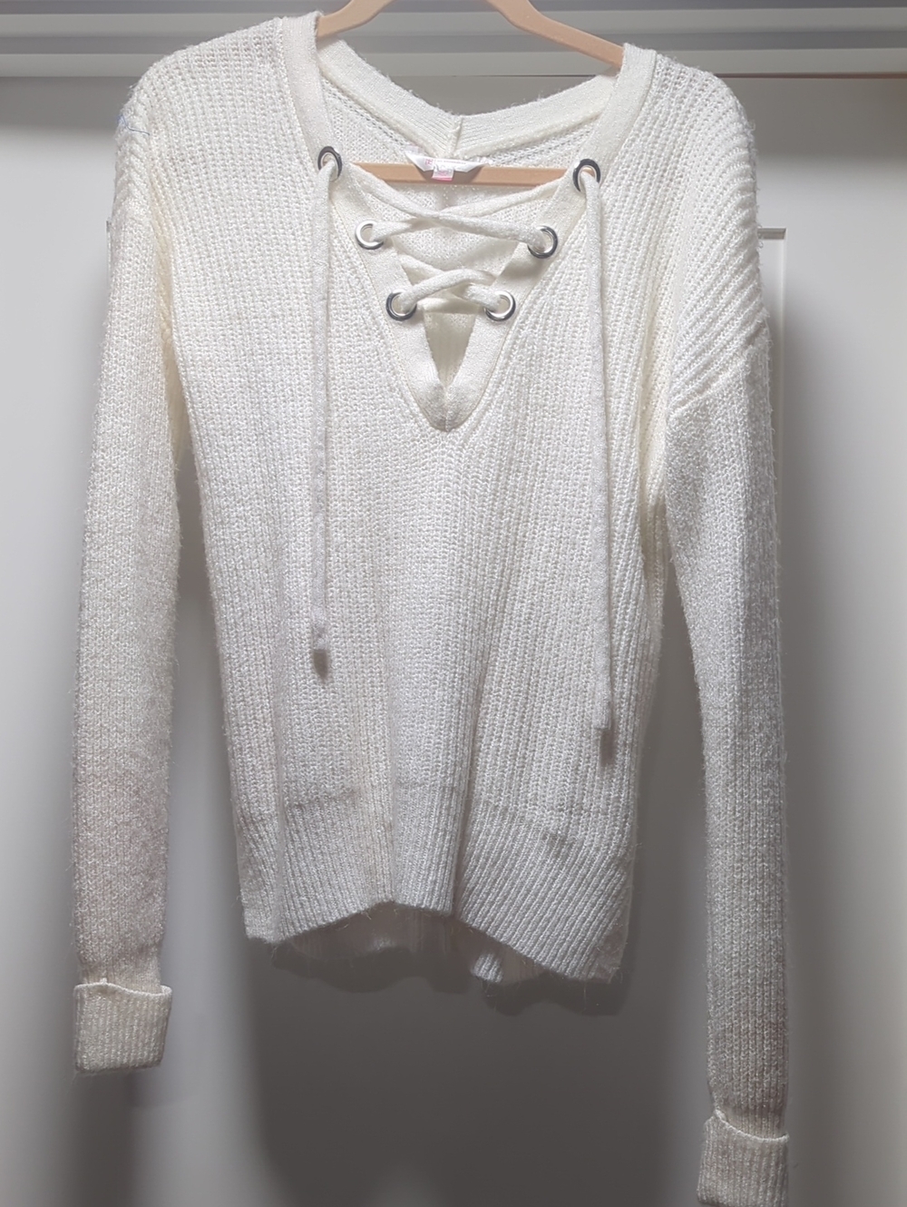 No Boundaries Whitish-Cream Lace-Up V-Neck Knit Sweater